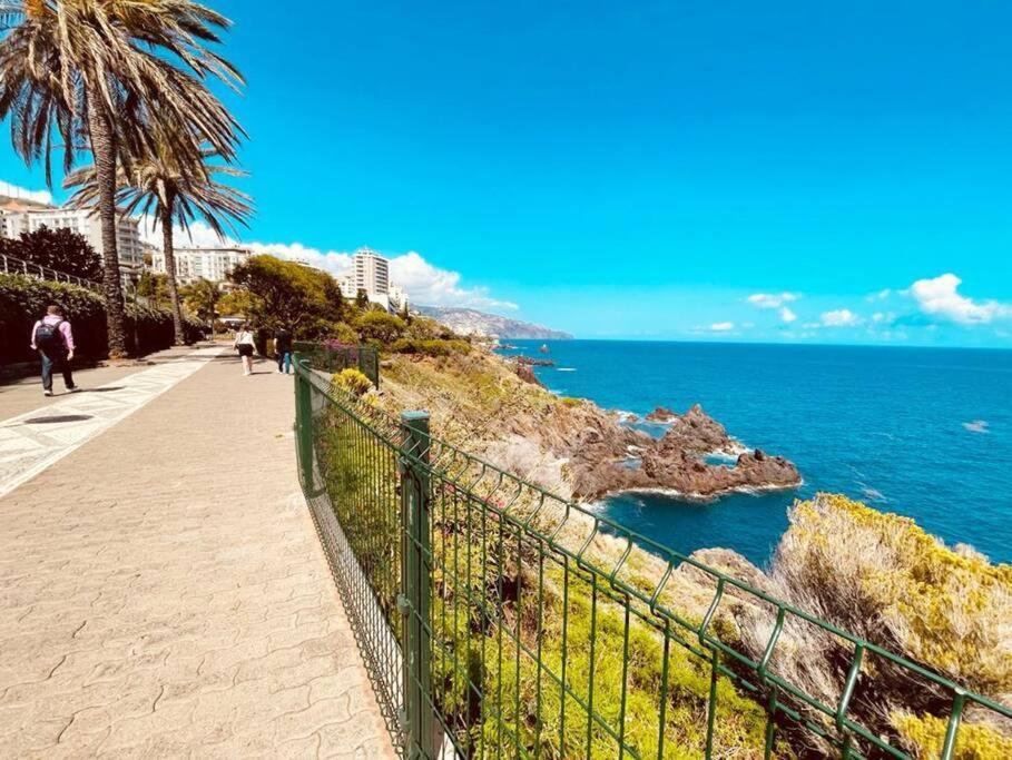 Seaview Apartment Walking To The Beach Funchal (Madeira) Exterior foto